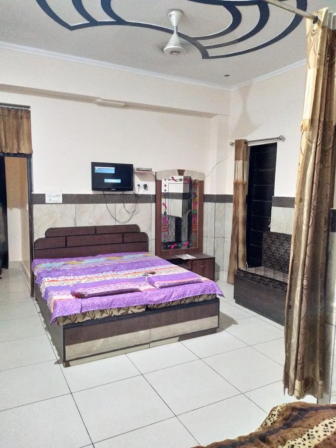Hotel Jhilmil Dhaba Sonipat Exteriér fotografie
