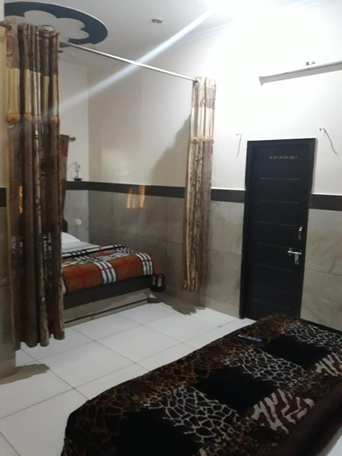 Hotel Jhilmil Dhaba Sonipat Exteriér fotografie